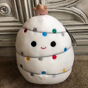 Jingle the Christmas tree Squishmallow